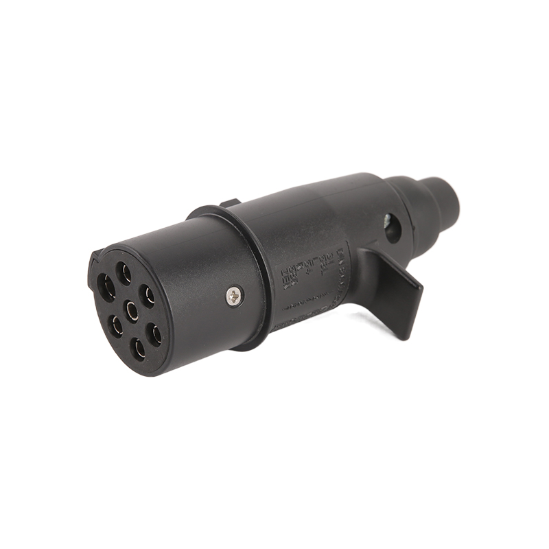 Ștecher din plastic cu 7 pini JH080